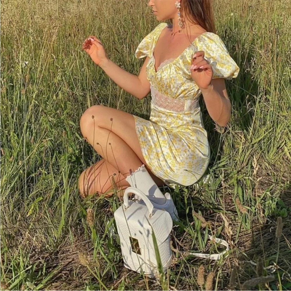 For Love & Lemons Daffodil Floral Sheer Puff Sleeve Lace Dress NWT Size Small